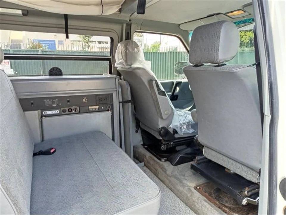1995 Volkswagen EuroVan - Image 9 of 22