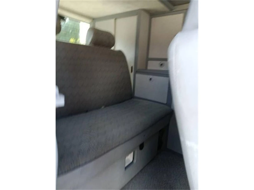 1995 Volkswagen EuroVan - Image 14 of 22