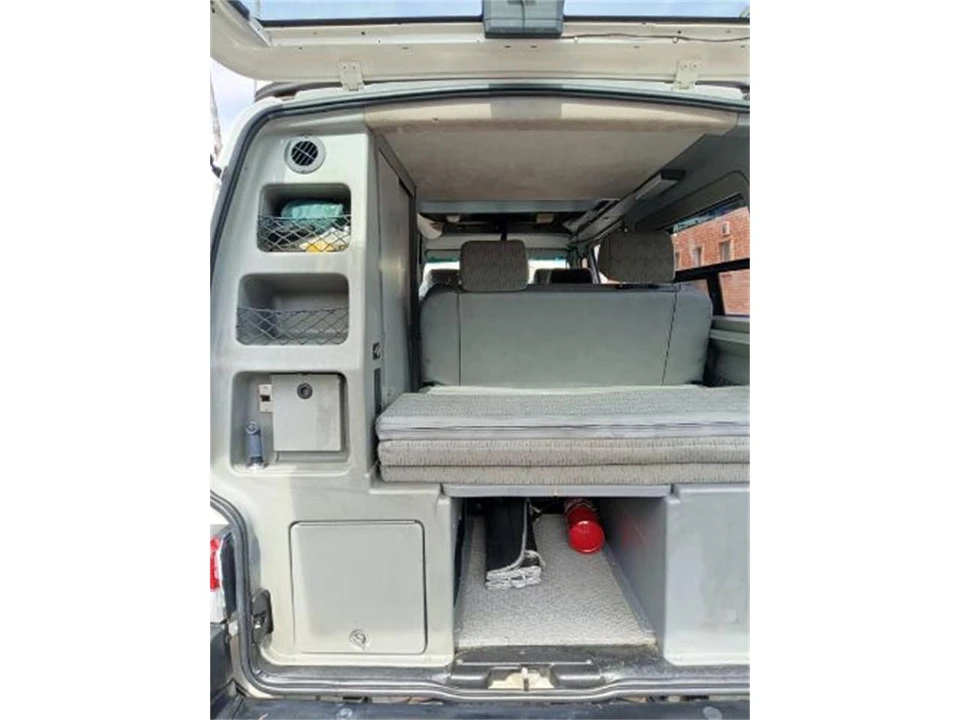1995 Volkswagen EuroVan - Image 13 of 22
