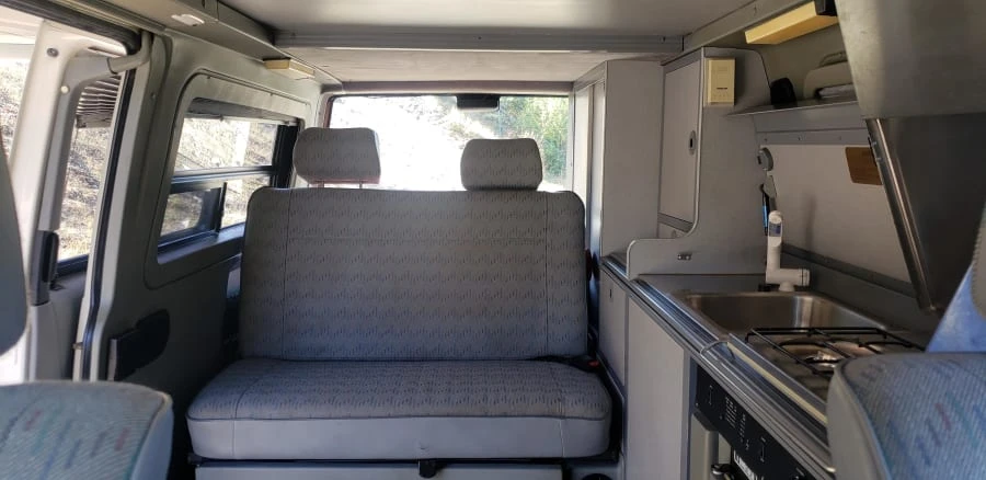 1995 Volkswagen EuroVan - Image 4 of 9