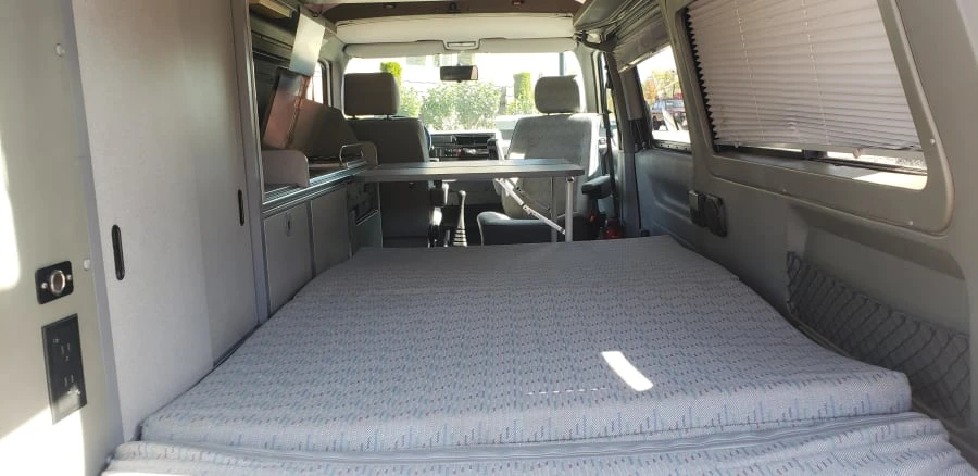 1995 Volkswagen EuroVan - Image 7 of 9