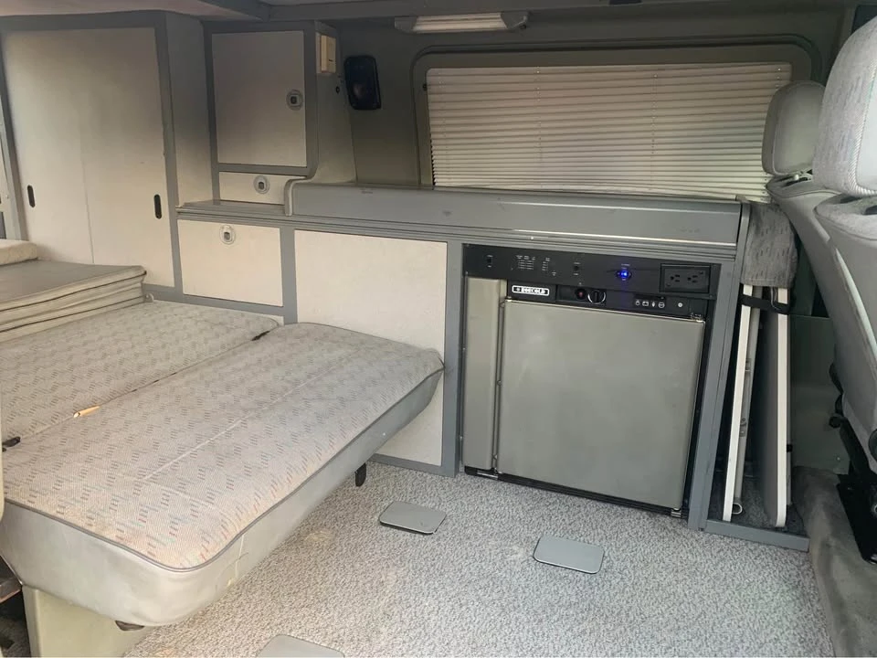 1995 Volkswagen EuroVan - Image 9 of 17