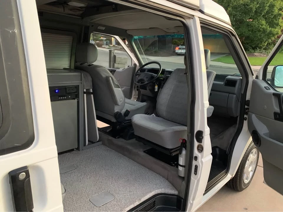 1995 Volkswagen EuroVan - Image 17 of 17