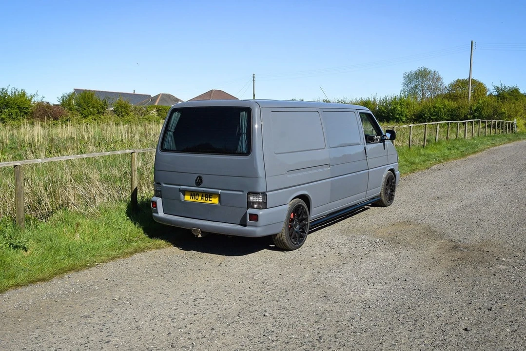 1995 Volkswagen EuroVan - Image 14 of 31