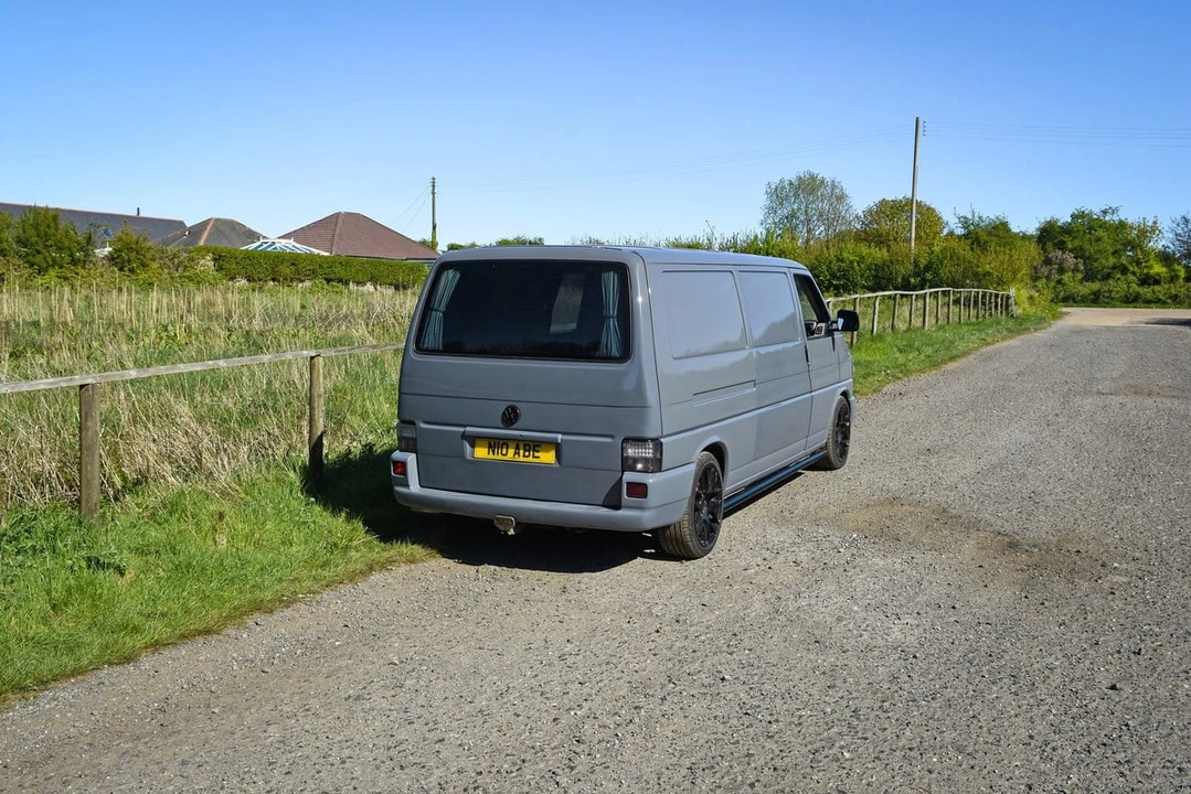 1995 Volkswagen EuroVan - Image 13 of 31