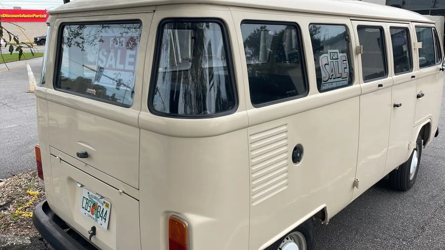 1995 Volkswagen Bay-Window Bus - Image 4 of 18