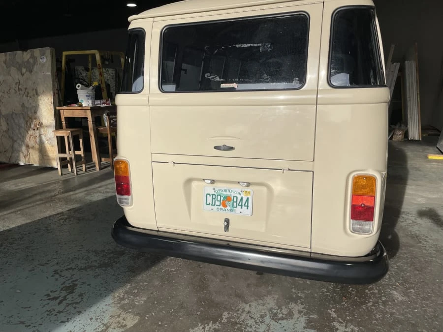 1995 Volkswagen Bay-Window Bus - Image 6 of 18