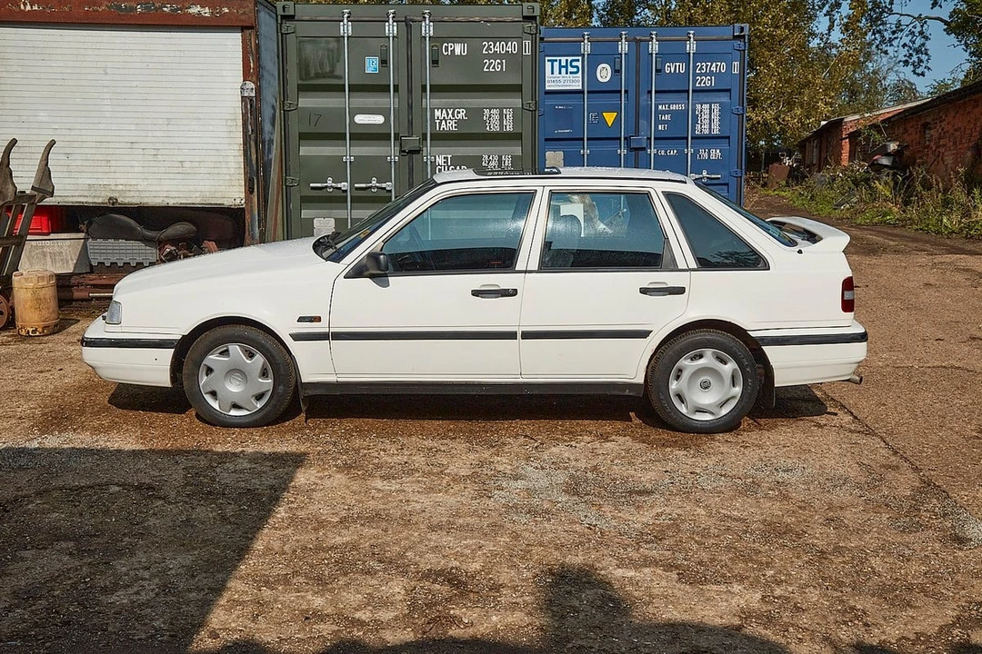 1995 Volvo - Image 9 of 30