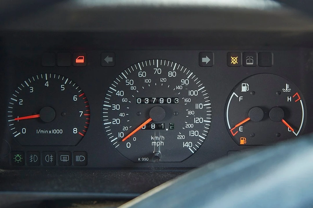 1995 Volvo - Image 16 of 30