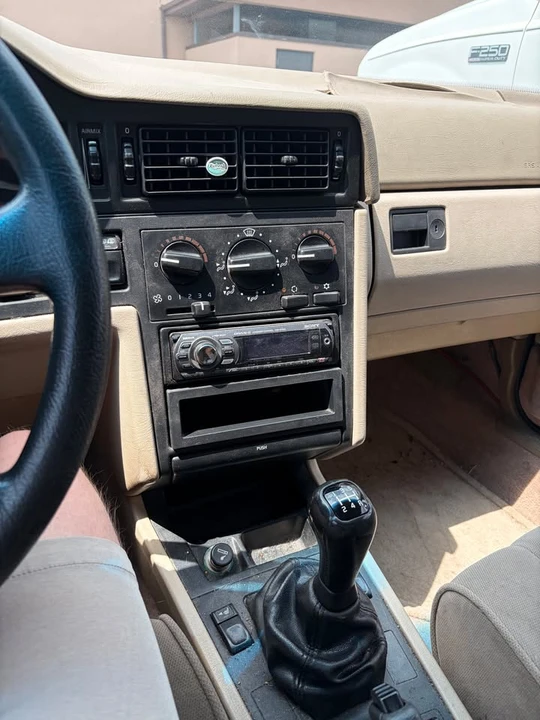 1995 Volvo 850 - Image 11 of 12
