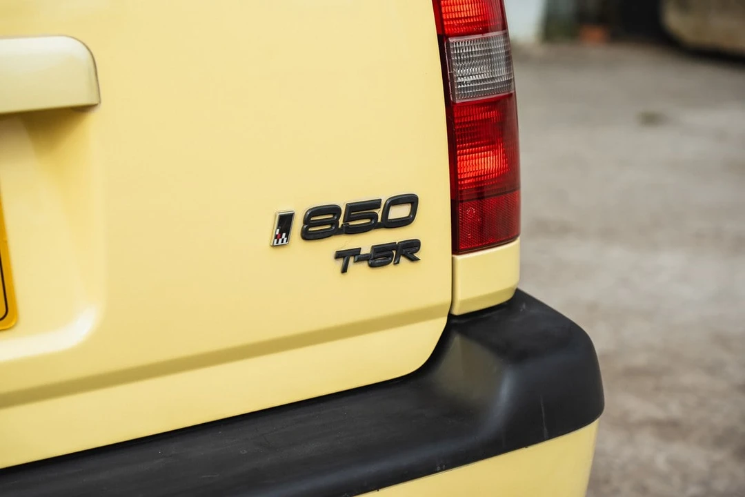 1995 Volvo 850 T-5R - Image 8 of 30