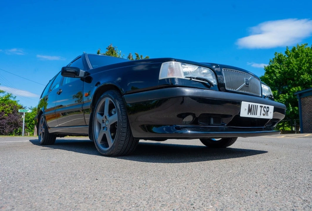 1995 Volvo 850 T-5R - Image 11 of 30