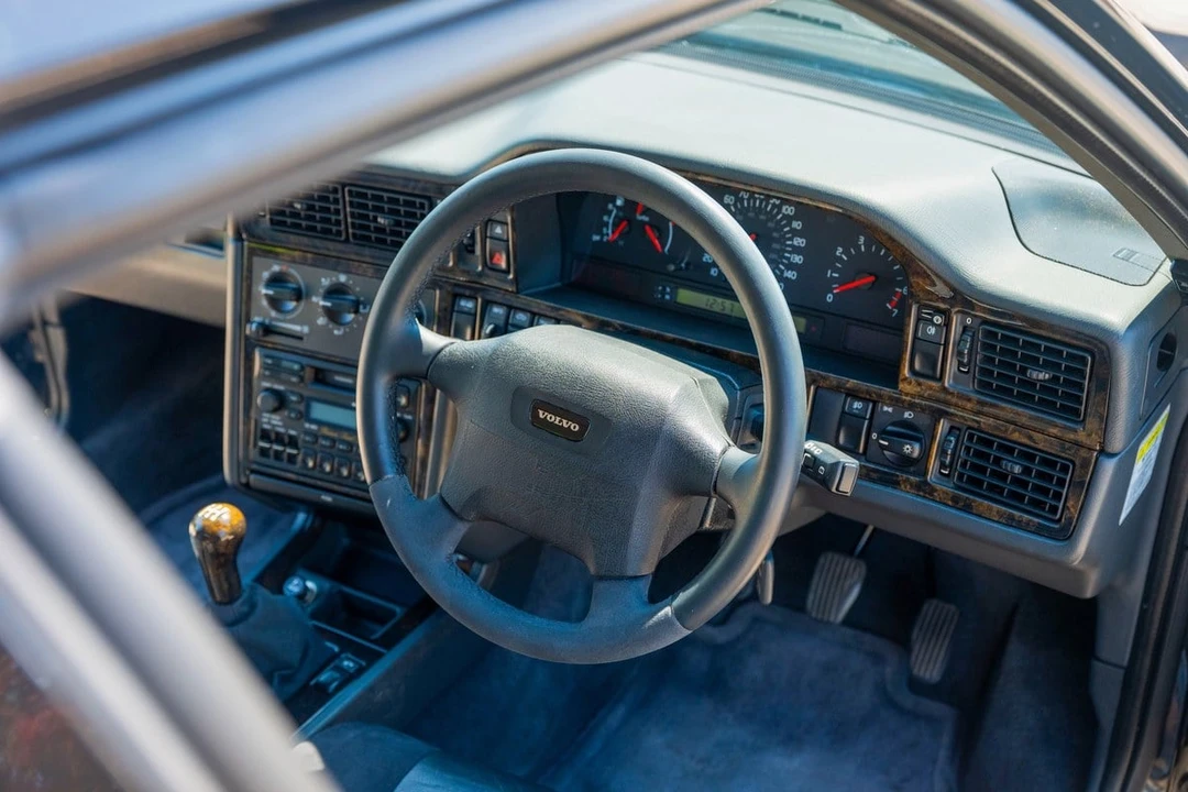 1995 Volvo 850 T-5R - Image 28 of 30