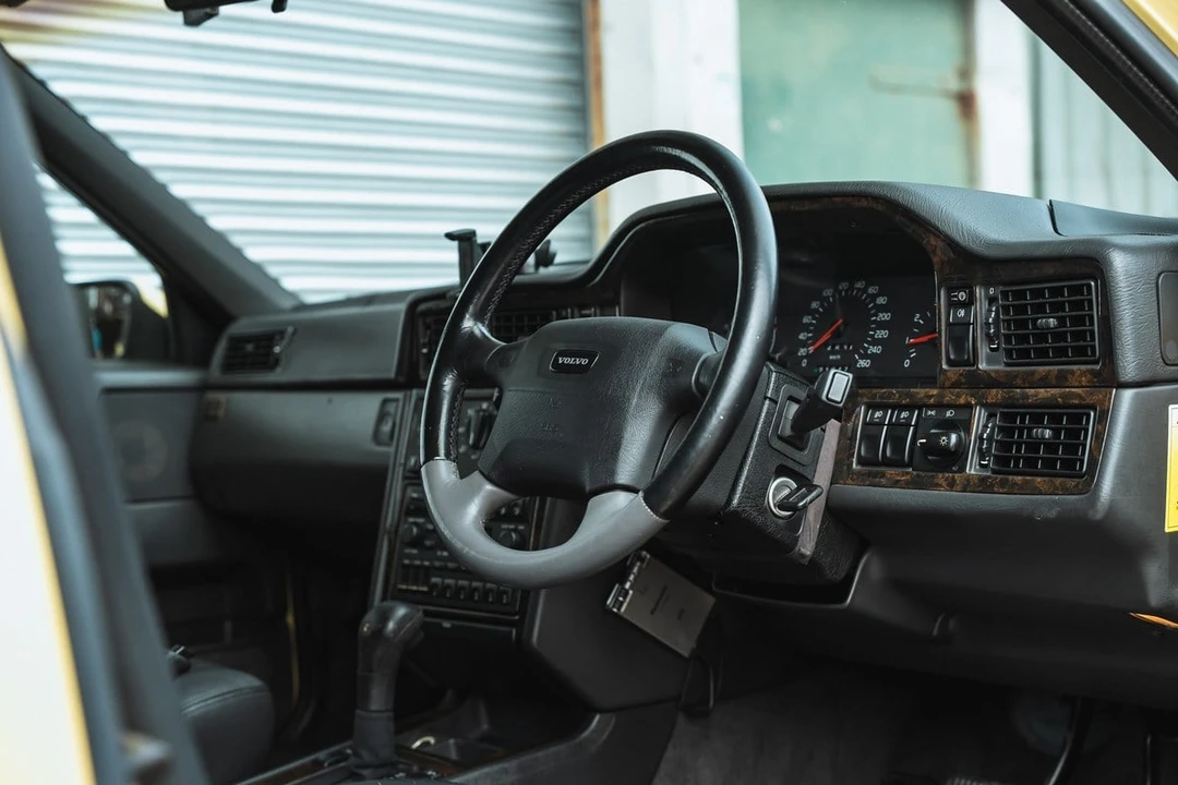 1995 Volvo 850 T-5R - Image 19 of 30