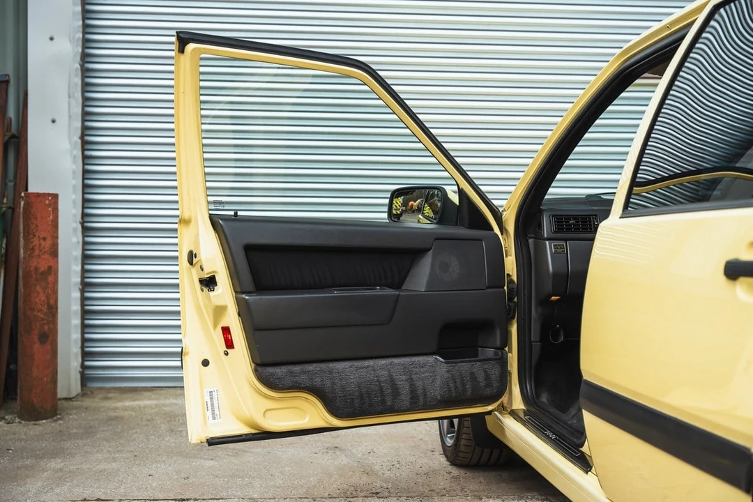1995 Volvo 850 T-5R - Image 27 of 30