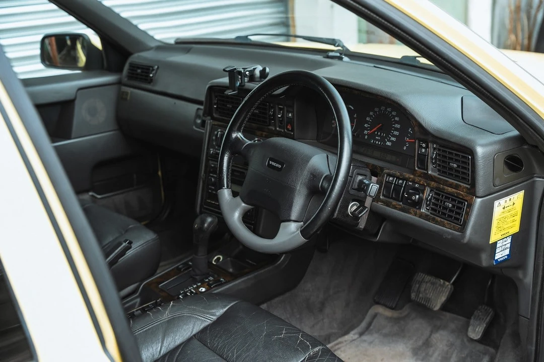 1995 Volvo 850 T-5R - Image 18 of 30