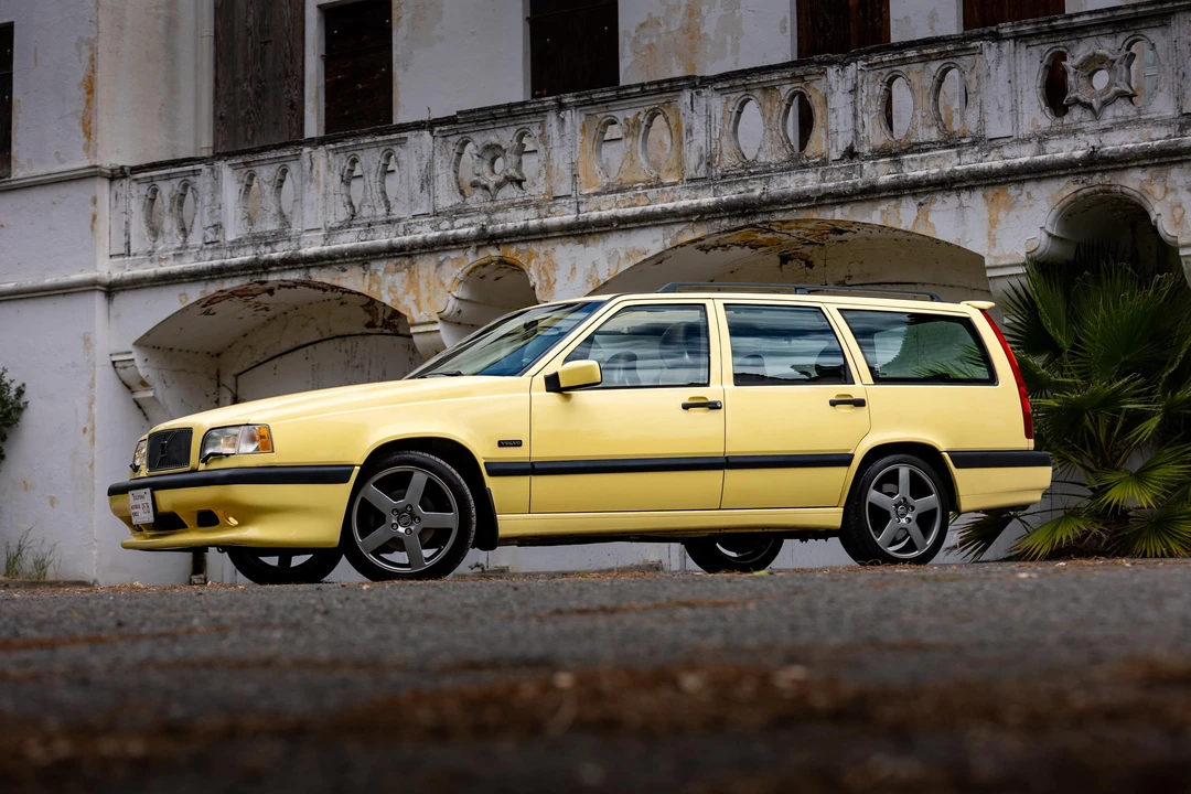 1995 Volvo 850 T-5R - Image 12 of 31