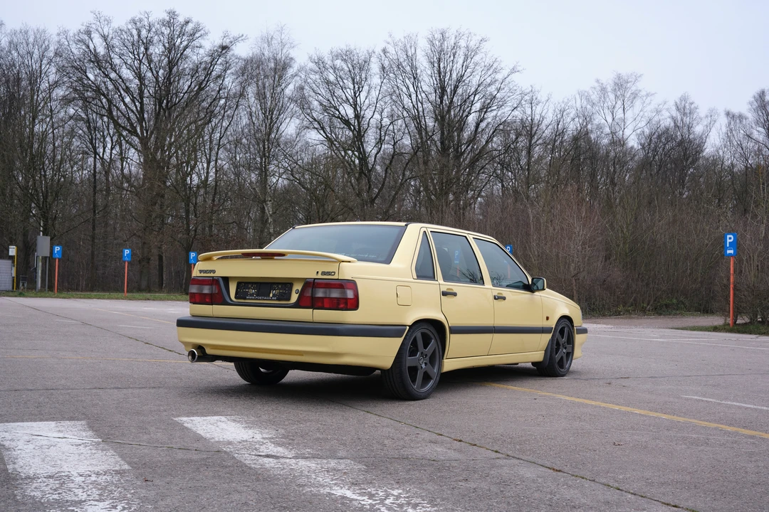 1995 Volvo 850 T-5R - Image 23 of 31