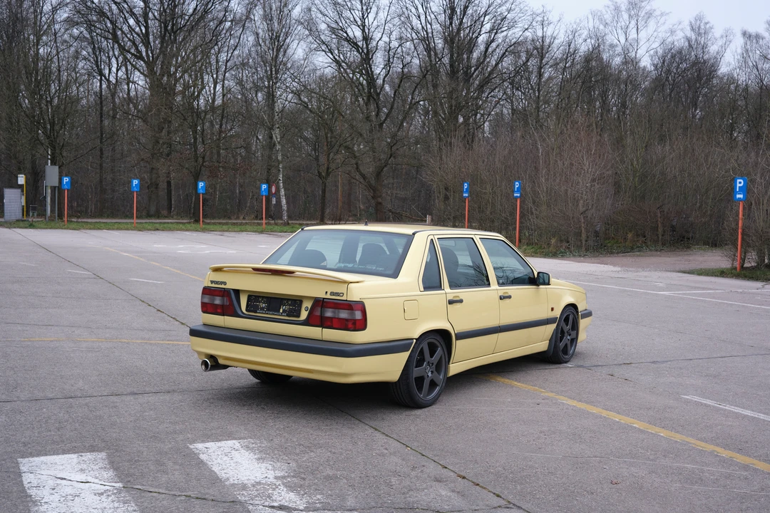 1995 Volvo 850 T-5R - Image 15 of 31
