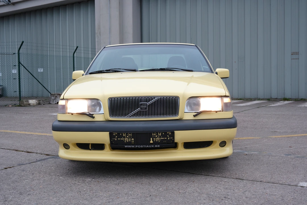 1995 Volvo 850 T-5R - Image 10 of 31