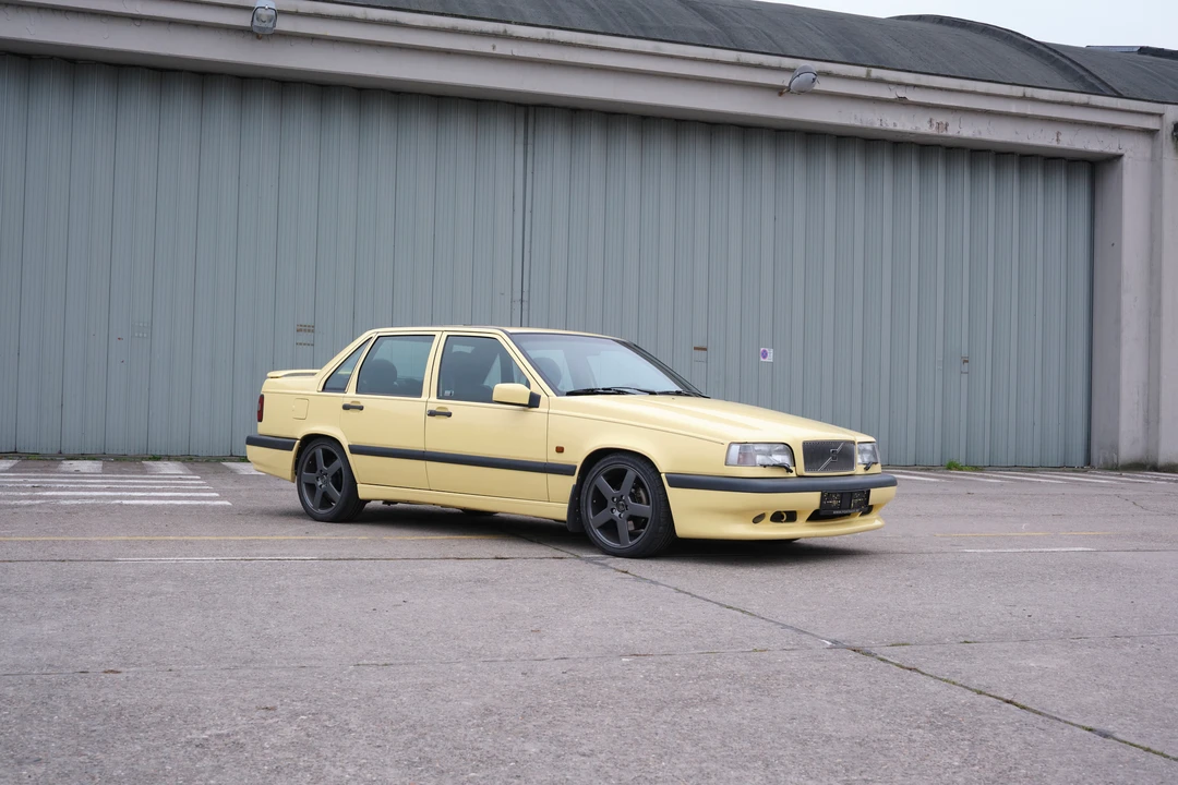 1995 Volvo 850 T-5R - Image 17 of 31