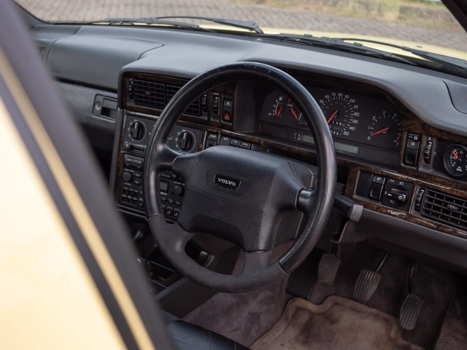 1995 Volvo 850 T-5R - Image 5 of 30
