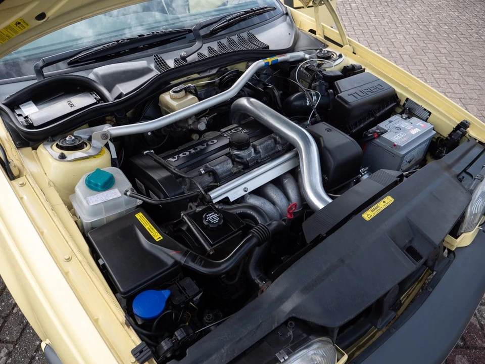 1995 Volvo 850 T-5R - Image 9 of 30