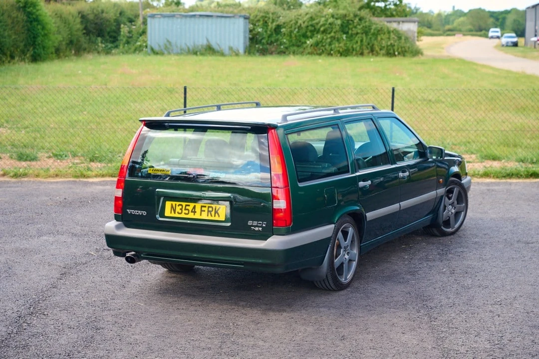 1995 Volvo 850 T-5R - Image 11 of 30