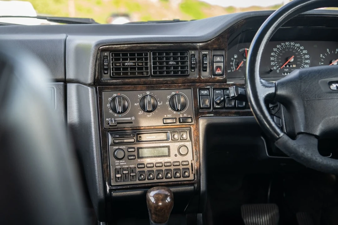 1995 Volvo 850 T-5R - Image 28 of 30