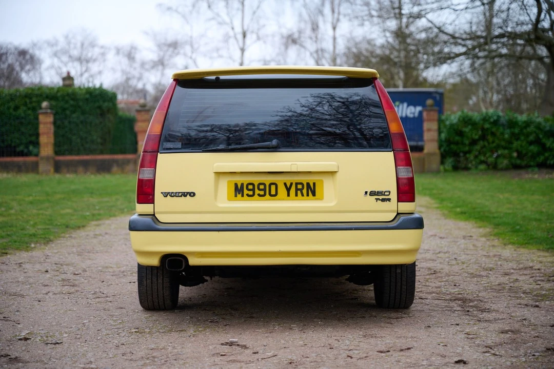 1995 Volvo 850 T-5R - Image 10 of 30