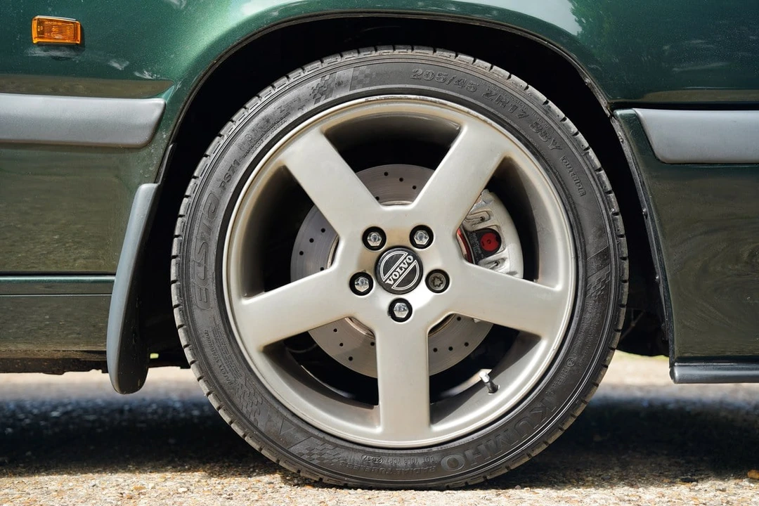 1995 Volvo 850 T-5R - Image 17 of 31