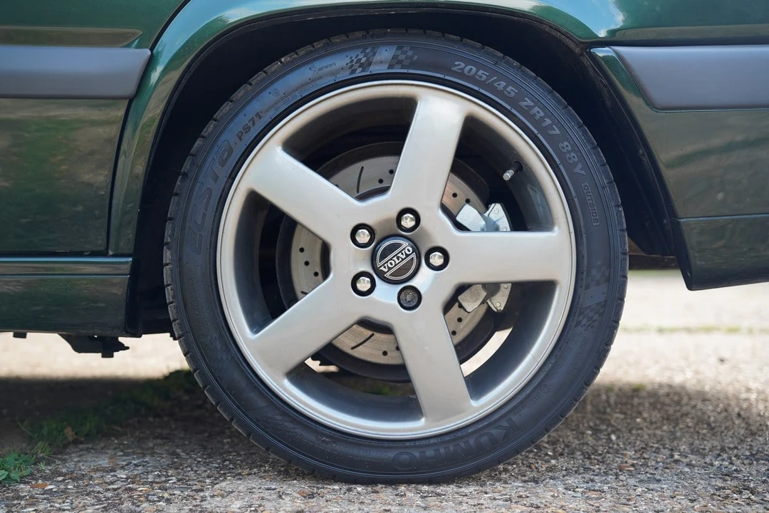 1995 Volvo 850 T-5R - Image 15 of 31