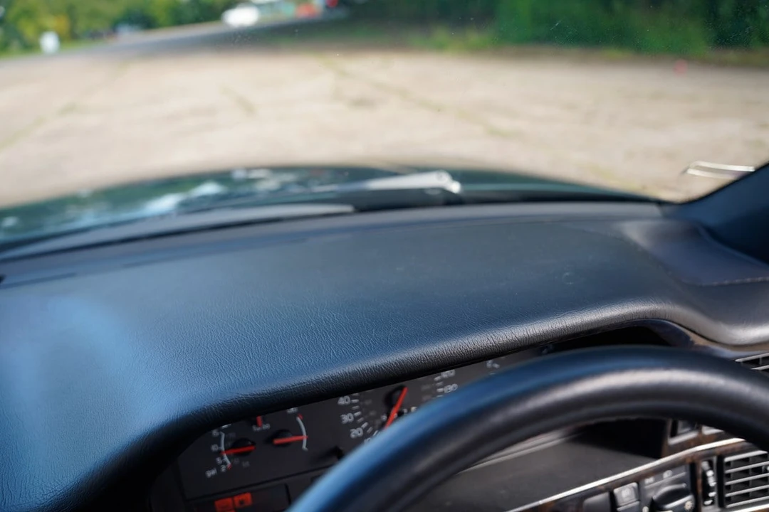 1995 Volvo 850 T-5R - Image 25 of 31