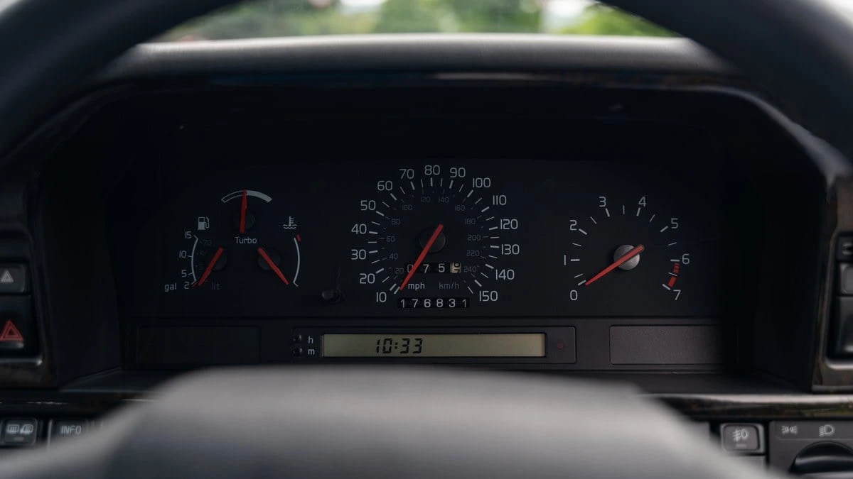 1995 Volvo 850 T-5R - Image 23 of 30