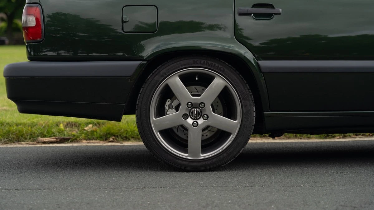 1995 Volvo 850 T-5R - Image 18 of 30
