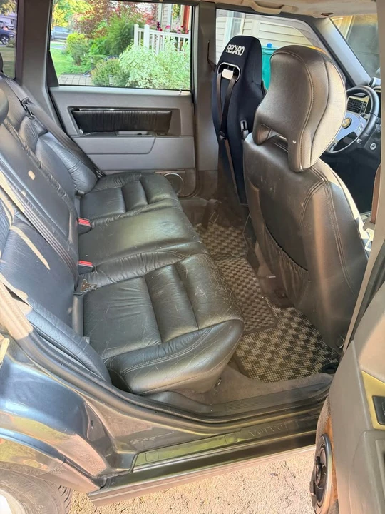 1995 Volvo 850 Turbo - Image 9 of 12