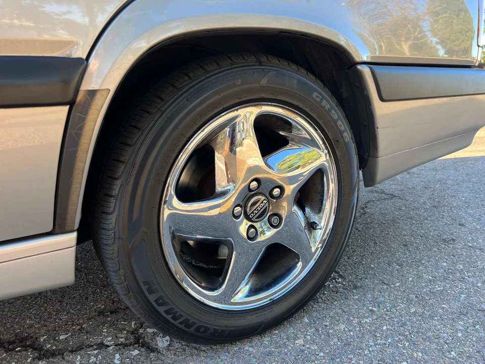 1995 Volvo 850 Turbo - Image 25 of 31