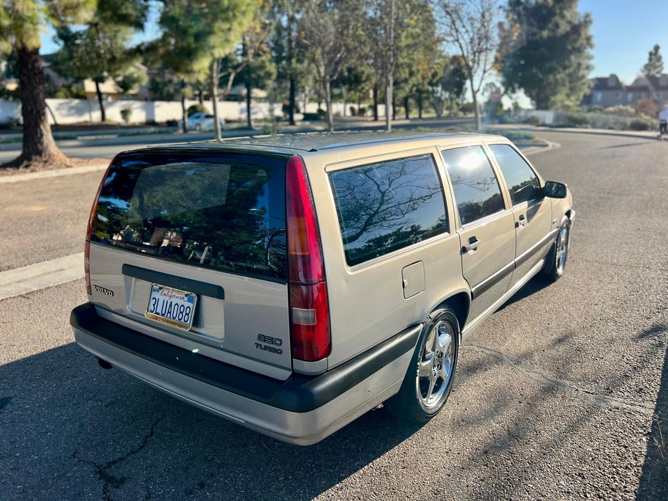 1995 Volvo 850 Turbo - Image 11 of 31