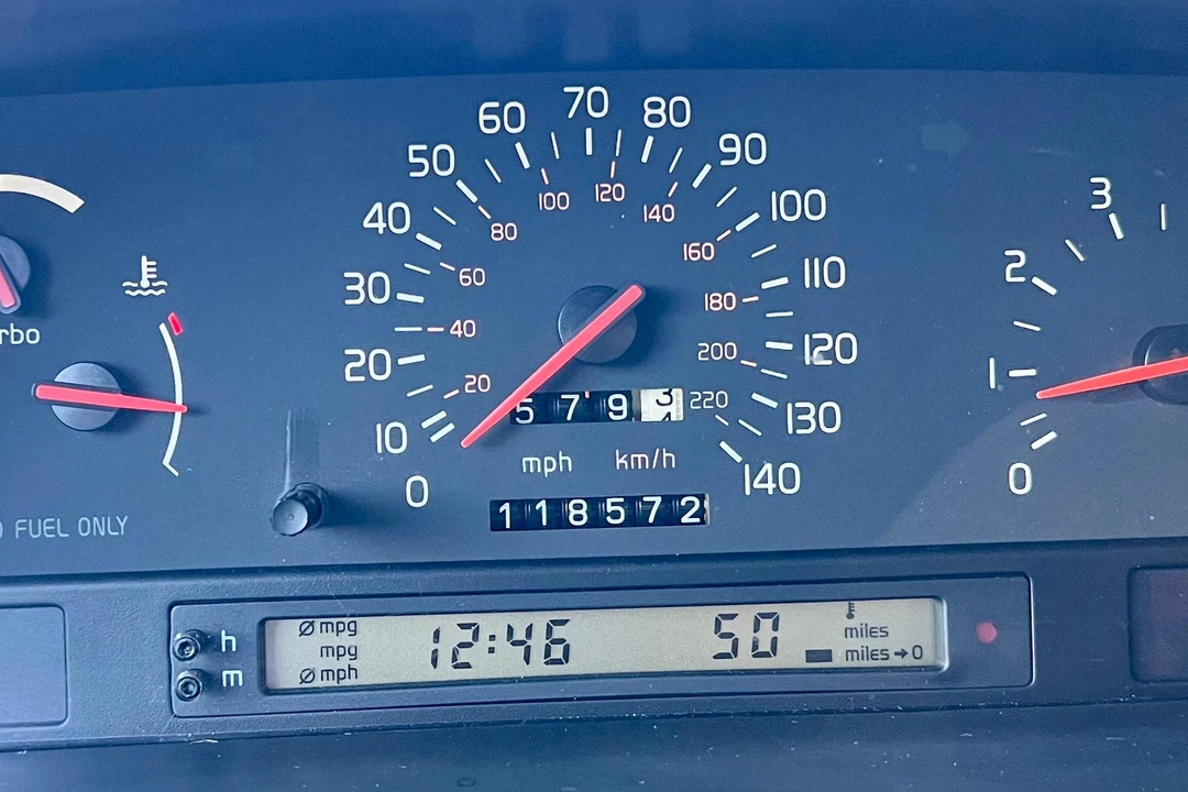 1995 Volvo 850 Turbo - Image 31 of 31