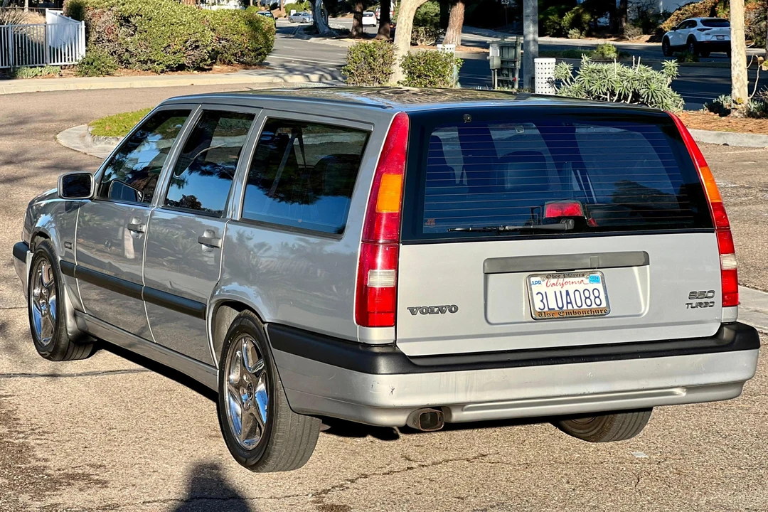 1995 Volvo 850 Turbo - Image 4 of 31