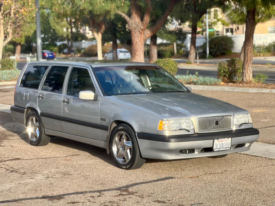 1995 Volvo 850 Turbo - Image 14 of 31