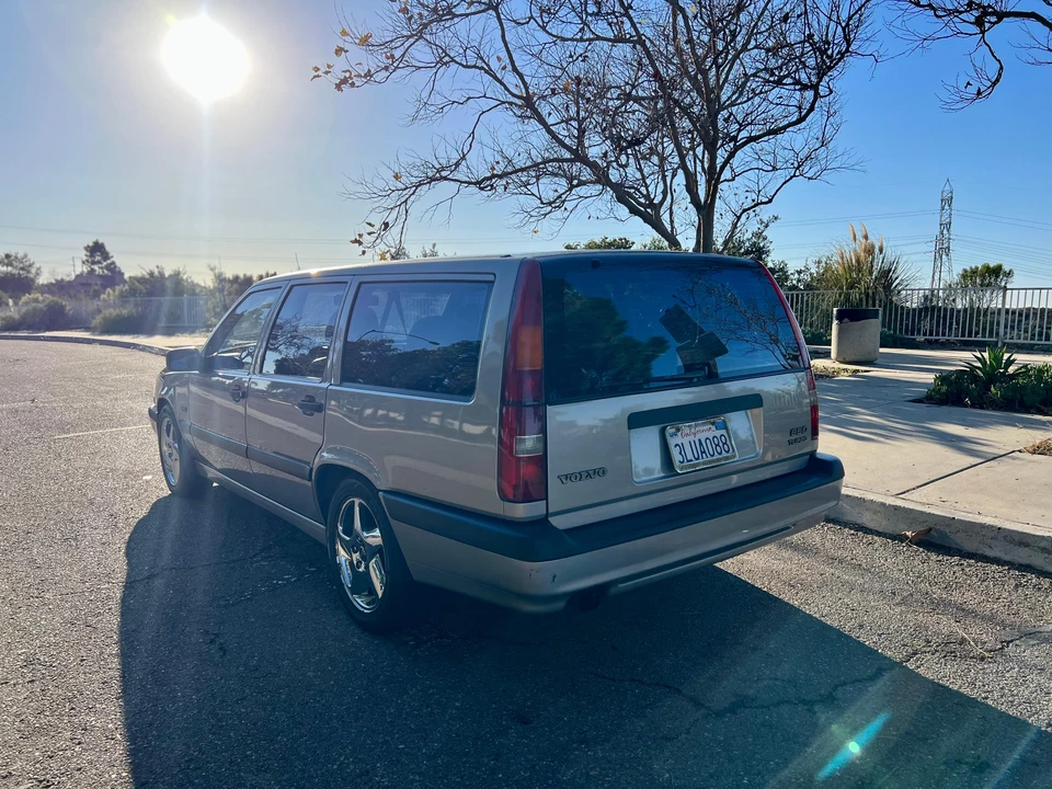 1995 Volvo 850 Turbo - Image 8 of 31