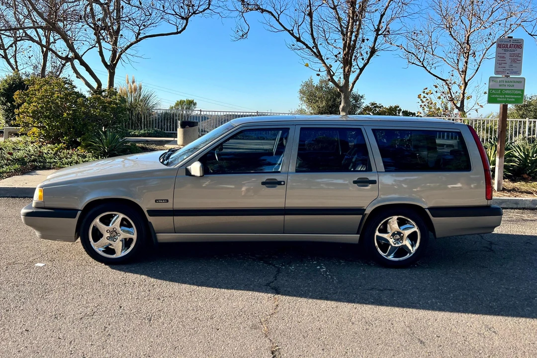 1995 Volvo 850 Turbo - Image 3 of 31