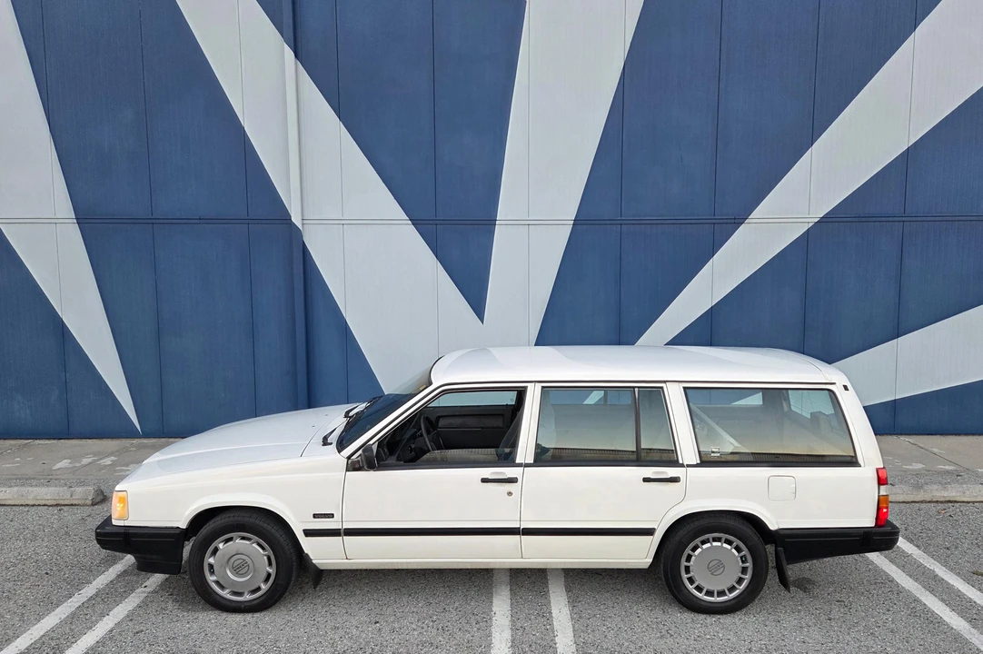 1995 Volvo 940 - Image 8 of 31