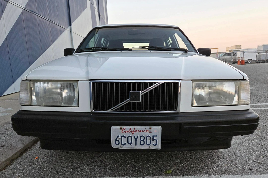 1995 Volvo 940 - Image 2 of 31