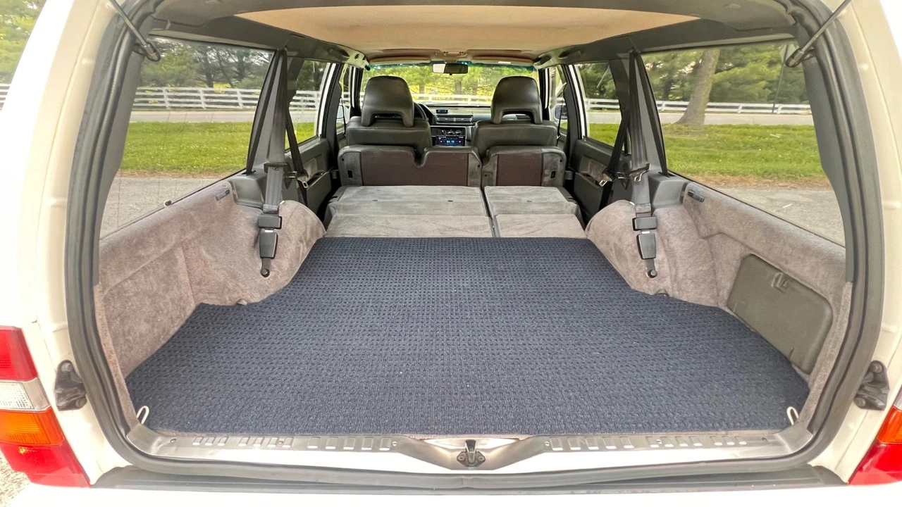 1995 Volvo 940 - Image 17 of 31