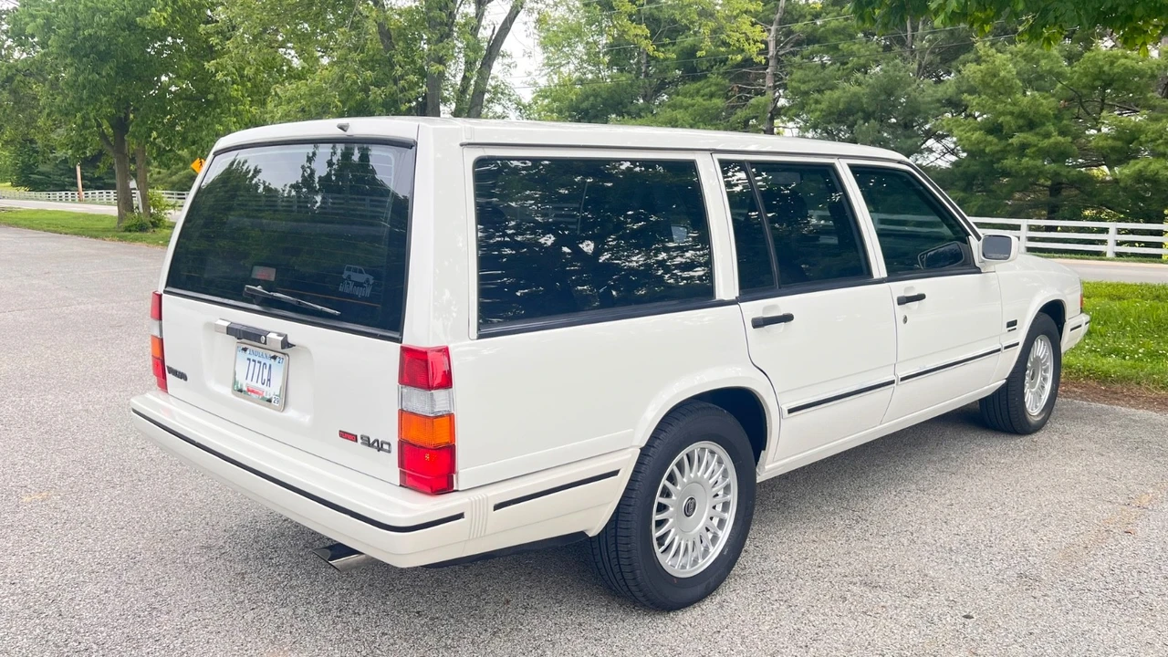 1995 Volvo 940 - Image 5 of 31