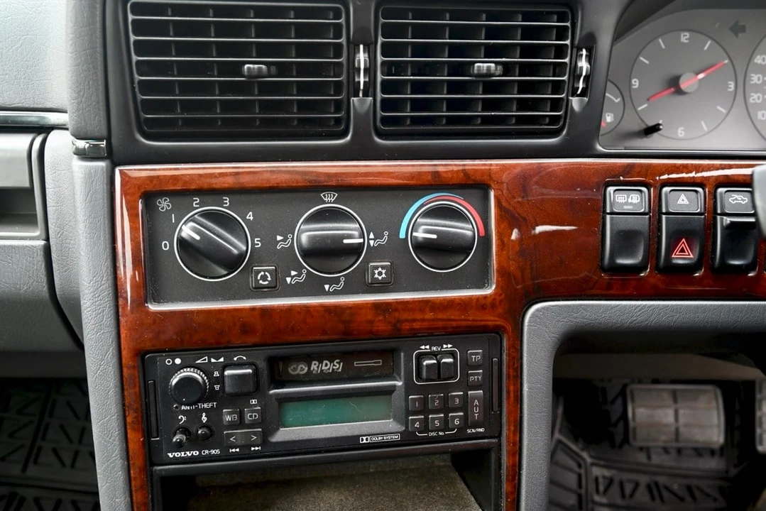 1995 Volvo 960 - Image 28 of 30