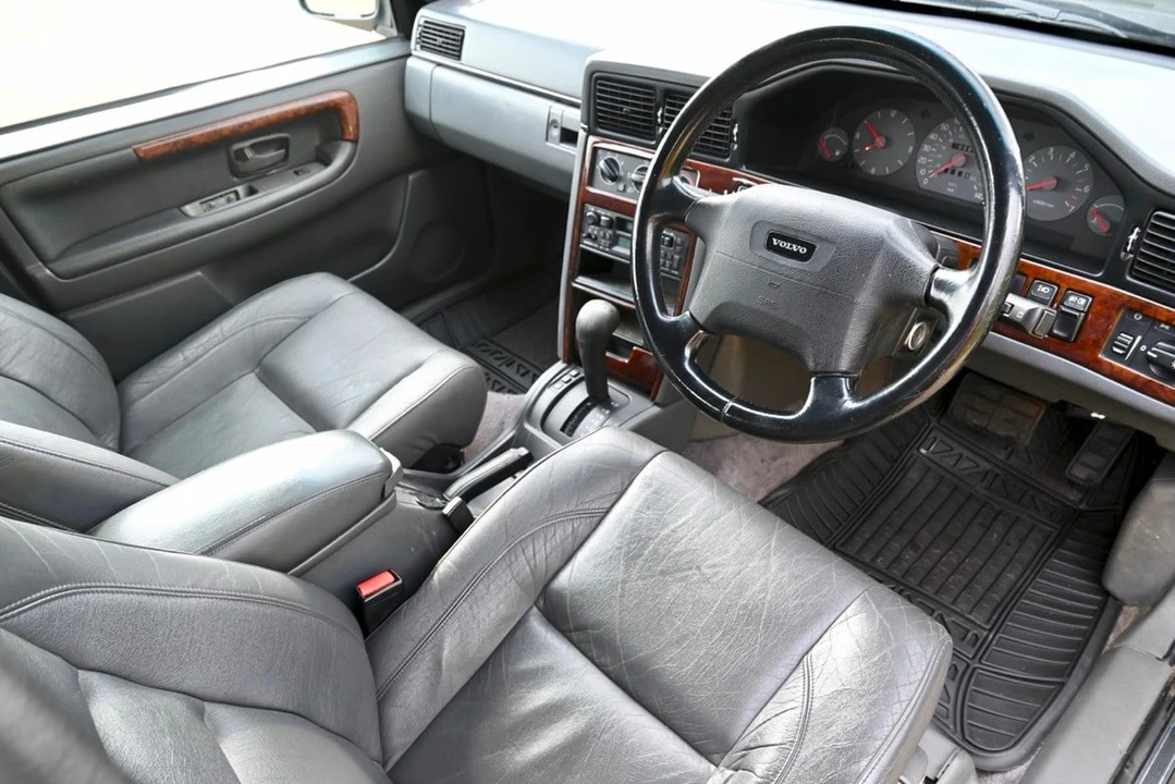 1995 Volvo 960 - Image 15 of 30