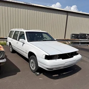 1995 Volvo 960 Wagon 4D